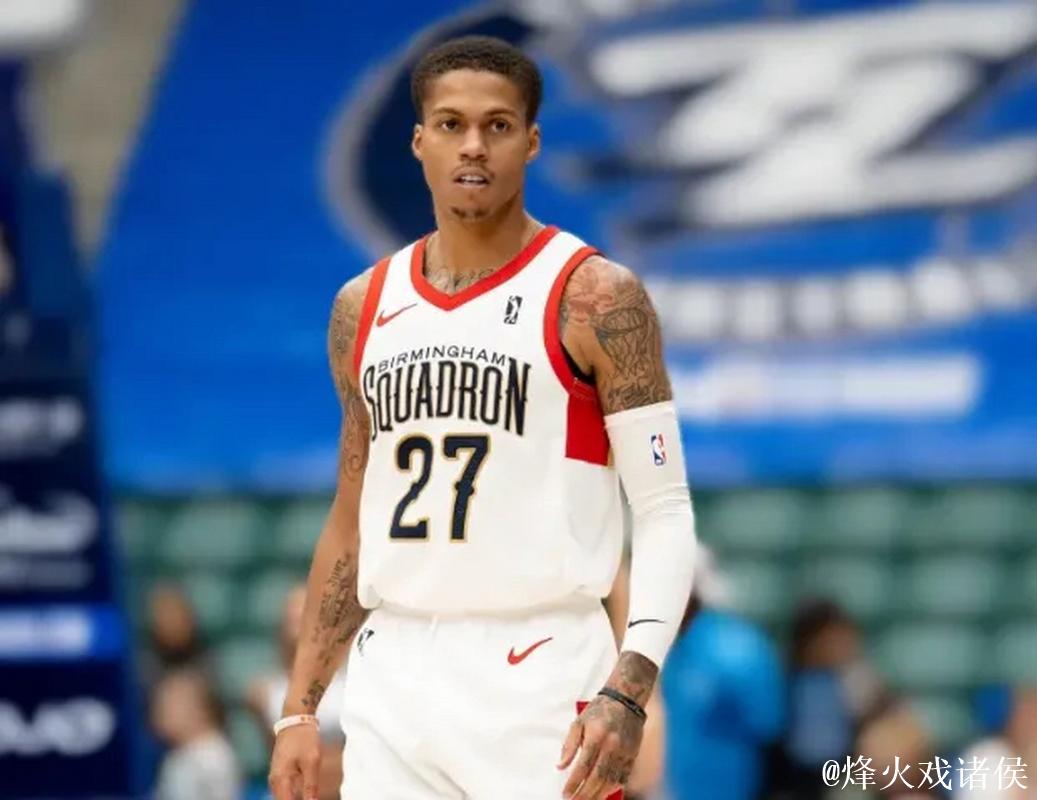 约瑟夫-杨13分钟高效贡献15分4篮板2助攻，投篮命中率达60%